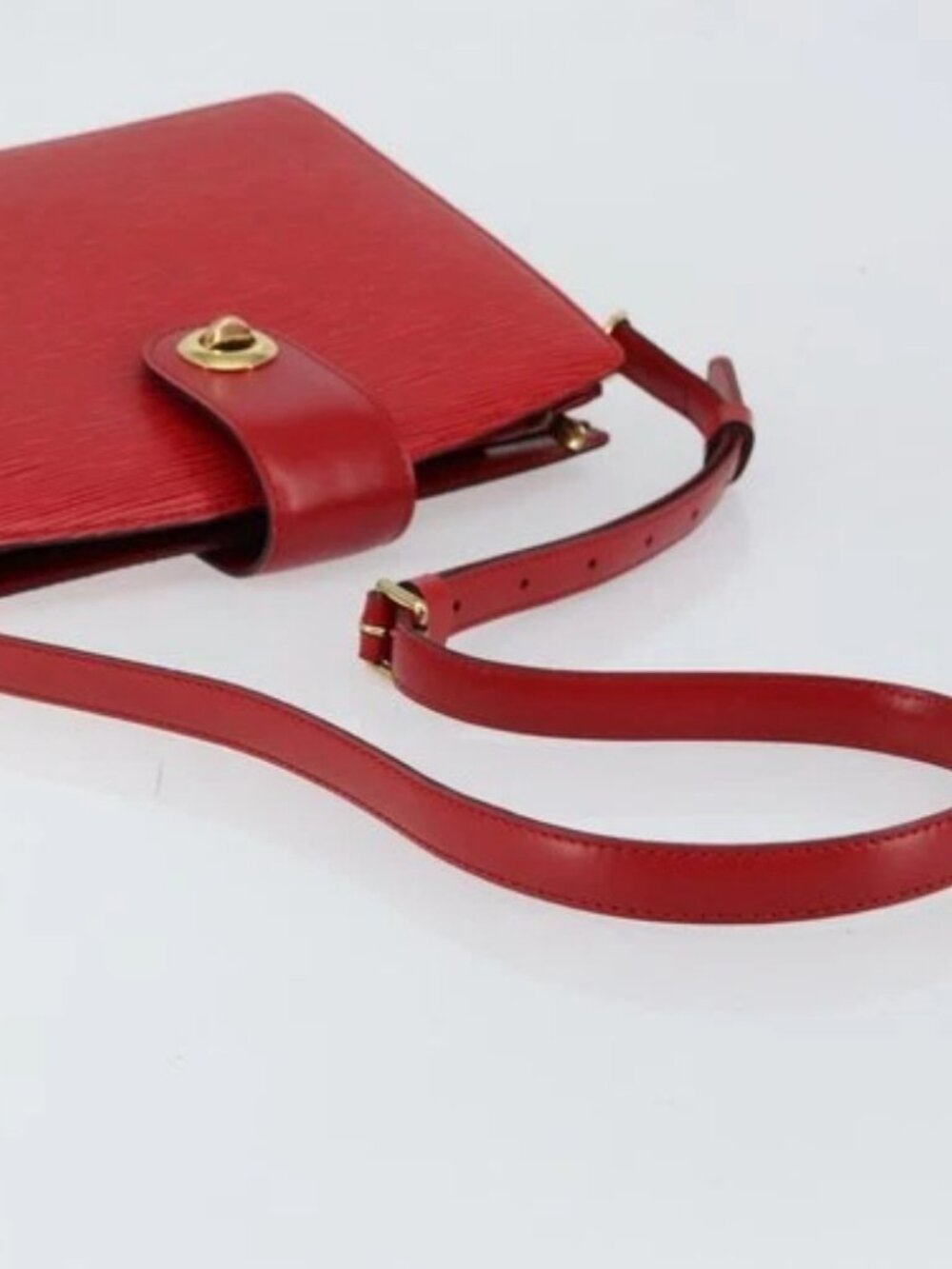 LOUIS VUITTON Epi Capuchin Shoulder Bag Red - Picture 7 of 16